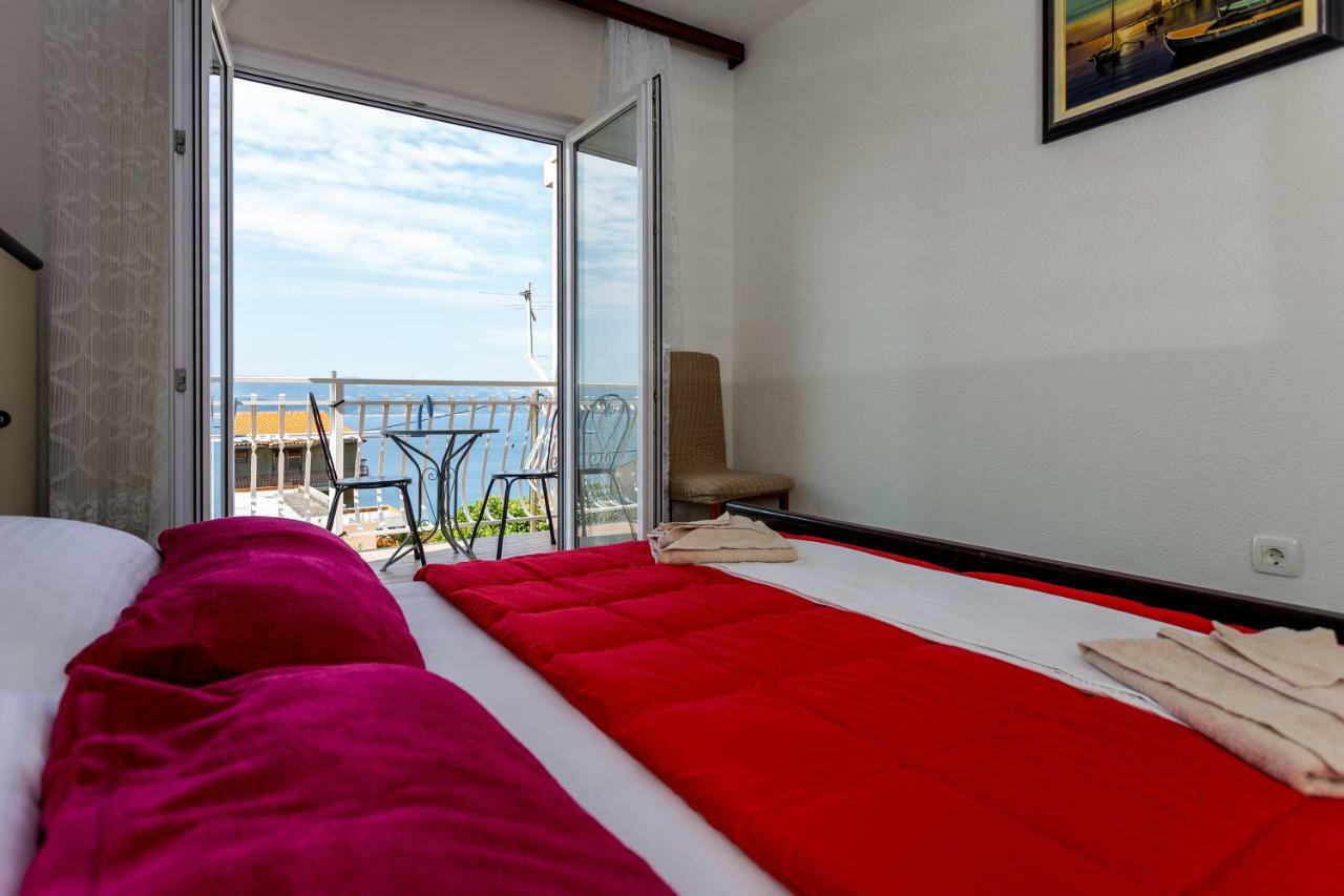 Apartments Iva Brstilo Omis Ngoại thất bức ảnh