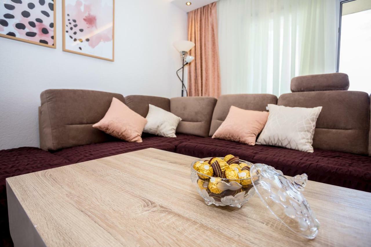 Apartments Iva Brstilo Omis Ngoại thất bức ảnh
